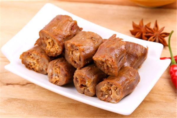 鸭脖品牌加盟店排行榜：来伊份上榜，周黑鸭实至名归