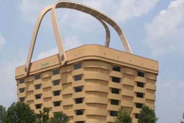 世界十大最奇特建筑 歪歪屋有着歪七扭八的形状很是特别