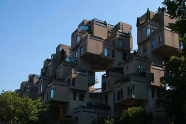 世界十大最奇特建筑 歪歪屋有着歪七扭八的形状很是特别