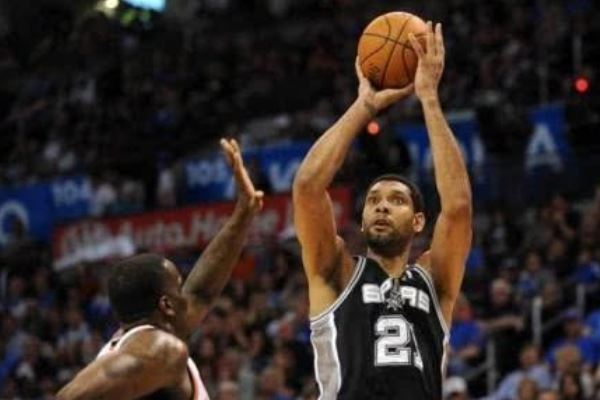 十大NBA球星成名绝技排行榜,天勾与45°打板均上榜