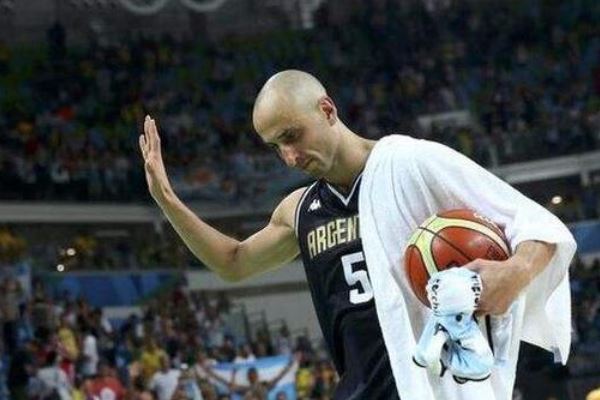 十大NBA球星成名绝技排行榜,天勾与45°打板均上榜