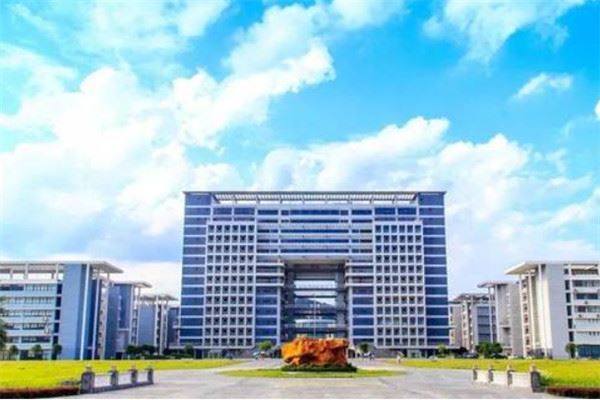 广西十大名校:广西科技大学上榜,第十以中医药学科为主