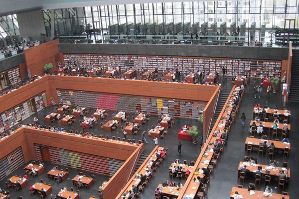 北京市十大建筑：鸟巢水立方均上榜，第一花费270亿