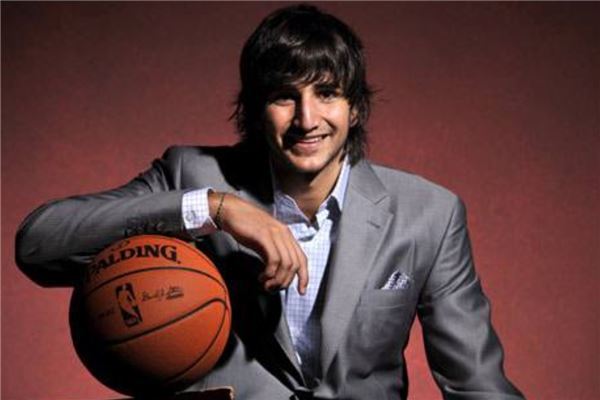 NBA现役最帅的十大明星球员 斯蒂芬·库里有着一张娃娃脸