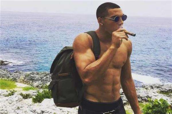 NBA现役最帅的十大明星球员 斯蒂芬·库里有着一张娃娃脸
