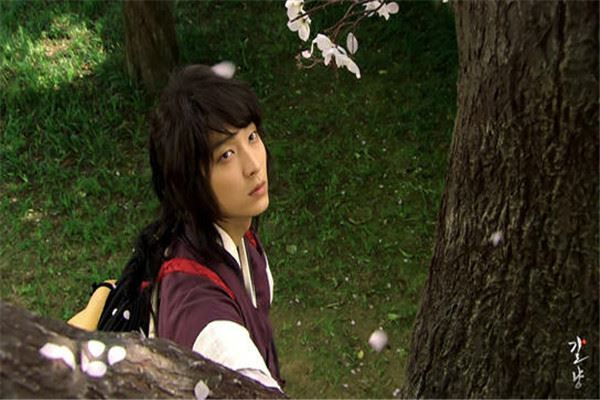 评分最高韩国古装剧排行：大长今仅第5，第10历史校园喜剧