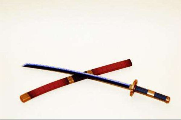 动漫中最酷的十把刀 铁碎牙上榜,其中三把拥有者是索隆