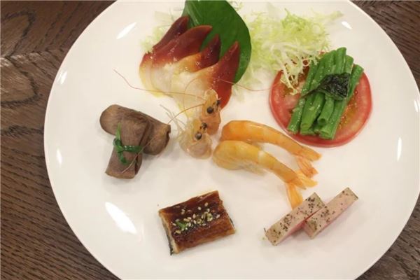 洛阳十大顶级餐厅排行榜 小樽料理上榜王品牛排人气很高