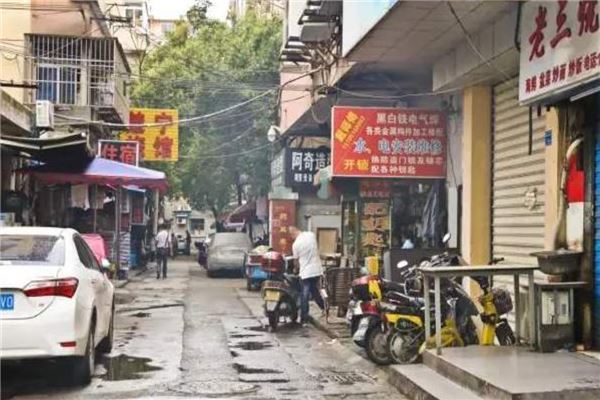 南京小吃街美食街排名榜 狮子桥美食街有名小吃一条街