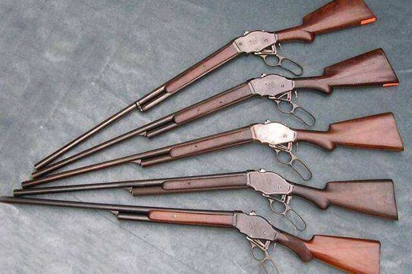 世界十大最强霰弹枪 UTS-15 温彻斯特M1887 SRM-M1216上榜