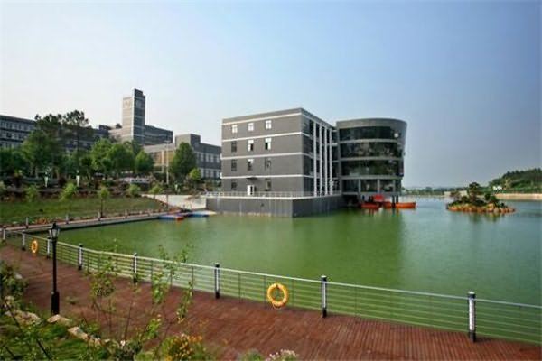 湖北专科大学有哪些?湖北所有专科大学排名和历年分数线