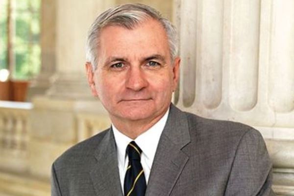 篮球历史十大最佳主教练,尼尔森仅排第6，红衣主教夺魁