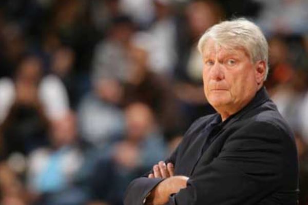 篮球历史十大最佳主教练,尼尔森仅排第6，红衣主教夺魁