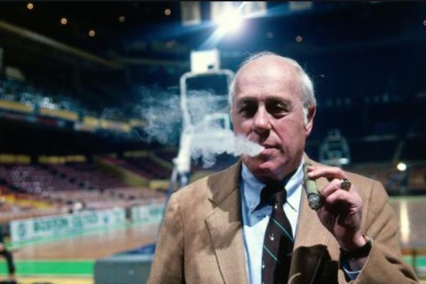 篮球历史十大最佳主教练,尼尔森仅排第6，红衣主教夺魁