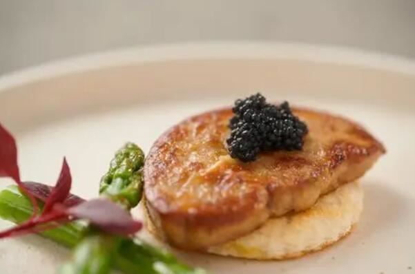 世界十大顶级食材，伊比利亚火腿上榜，第二被誉为餐桌上的钻石