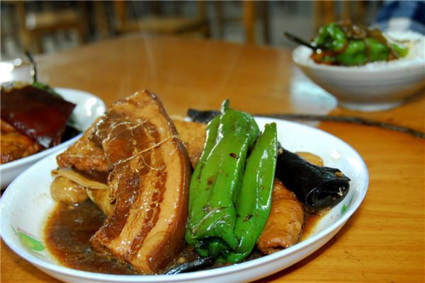 济南十大特色美味 油旋外酥里嫩 奶汤蒲菜营养丰富味道鲜美