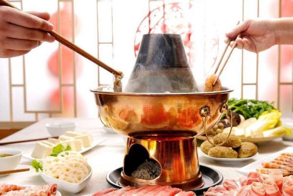 郑州火锅店排名前十：舒来喜上榜，它专注于驴肉火锅