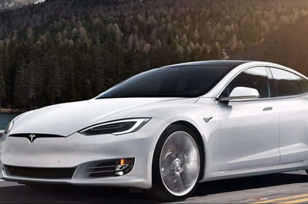 2021十大最受欢迎纯电动汽车排行榜，特斯拉上榜两款，国产车占大半