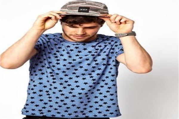 丽江十大购物中心排行榜:忆持巷上榜,丽江国际购物广场第六