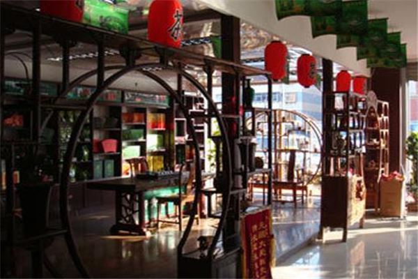 丽江十大购物中心排行榜:忆持巷上榜,丽江国际购物广场第六