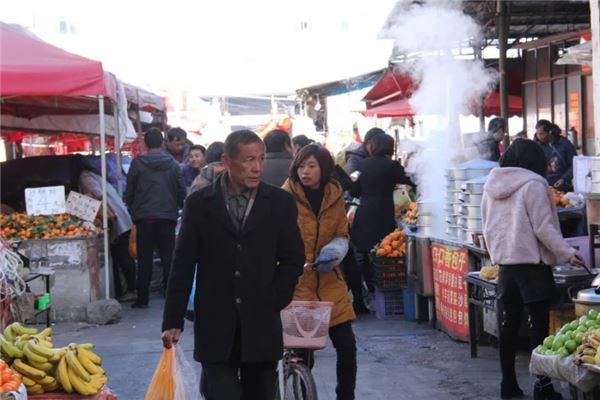 丽江十大购物中心排行榜：忆持巷上榜，丽江国际购物广场第六