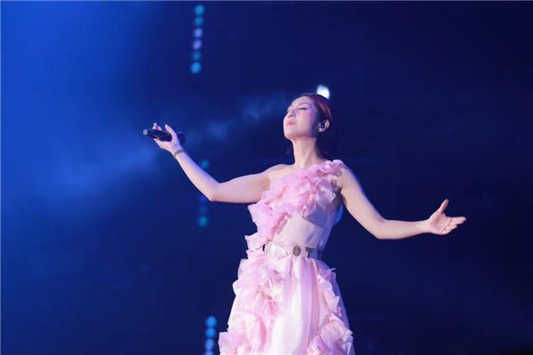 香港最经典的10场演唱会 BEYOND和张国荣都上榜两场演唱会