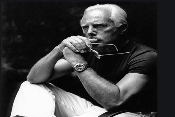 世界十大服装设计师排行榜:乔治·阿玛尼上榜,只有一位女性