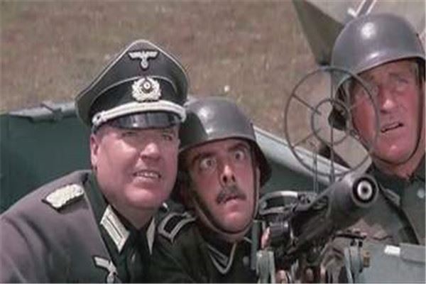 十部巅峰喜剧电影：虎口脱险上榜，第九是一代人的情怀