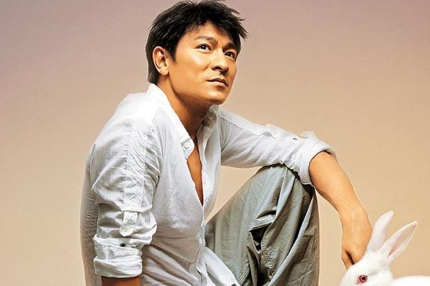 刘德华十大热门歌曲排行榜:《忘情水》上榜,第二为你着迷