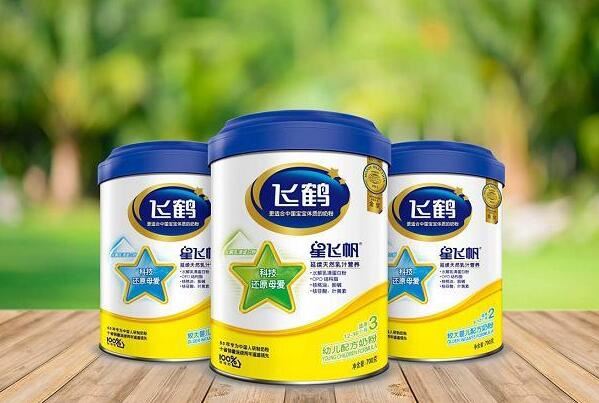 国产口碑最好奶粉排行榜10强 贝因美上榜,伊利排名第一