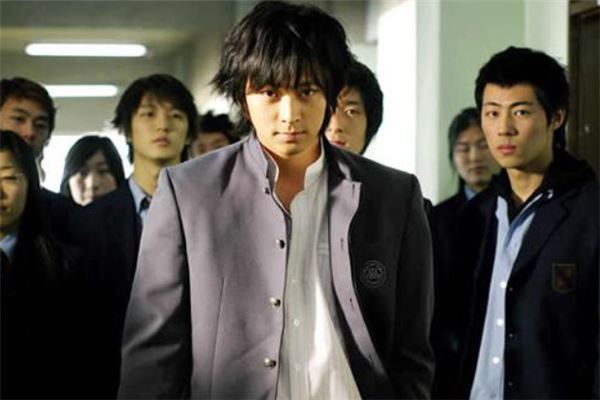 十大热血校园的电影：《火山高中》上榜，第一热血暴力