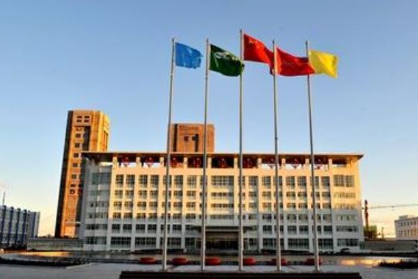 云计算龙头股排行榜，阳光电源与万达信息引人瞩目