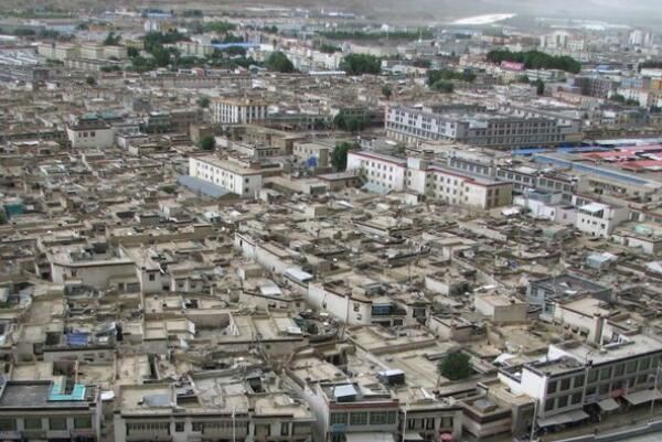 中国人口最少的城市前十名,青海占4位,第三桃花节闻名国内