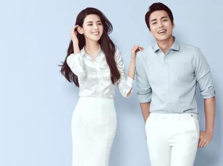参加婚礼什么发型合适？参加婚礼晚宴的发型推荐