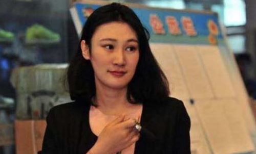周琦老婆是哪里的?周琦老婆王欣怡个人资料照片介绍