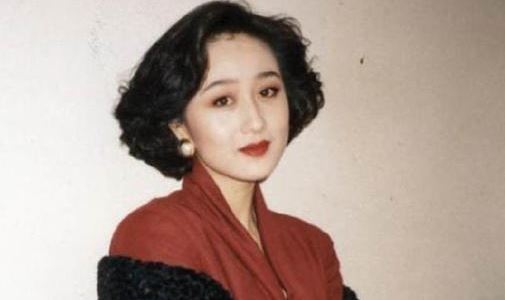 利智年轻时全部照片 利智到底有多聪明?