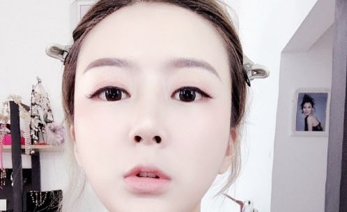 网红李艾佳个人资料微博私照介绍