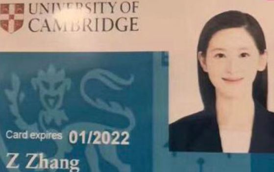 章泽天赴剑桥读书学生证照片曝光