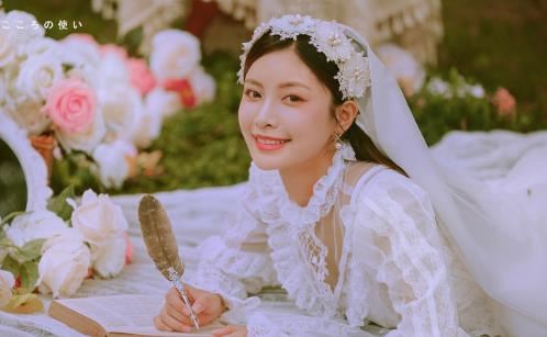 海边拍婚纱照穿什么婚纱好看?