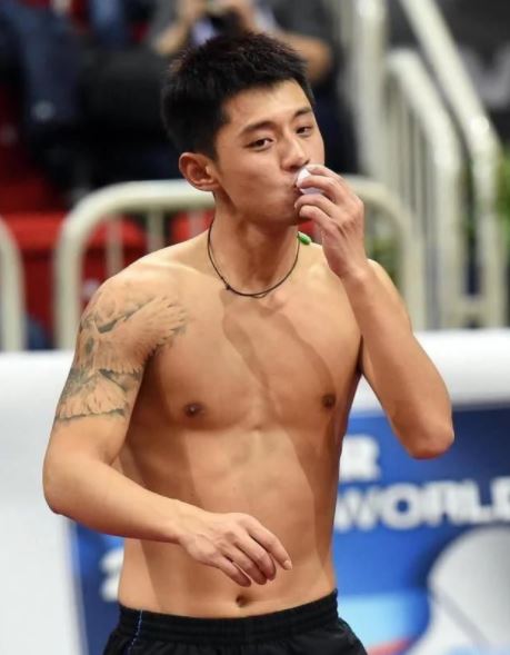 张继科19CM是什么梗,张继科19CM开门图