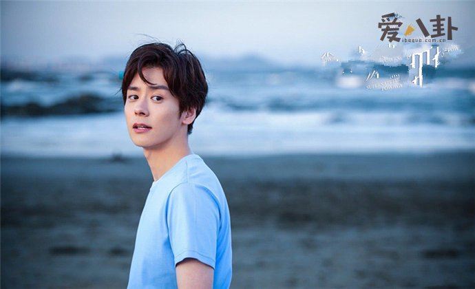 魏哲鸣个人资简介 90后的他原来有已婚老婆是她