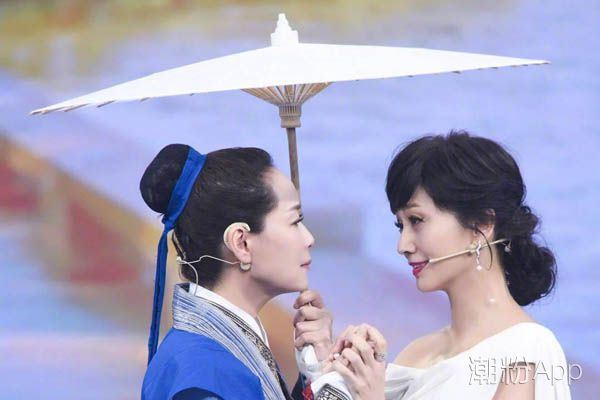 叶童和赵雅芝关系揭秘,20年后再聚首她当场泪奔