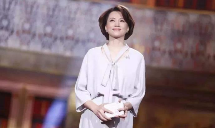董卿的八字奶是什么意思 她为什么退出央视