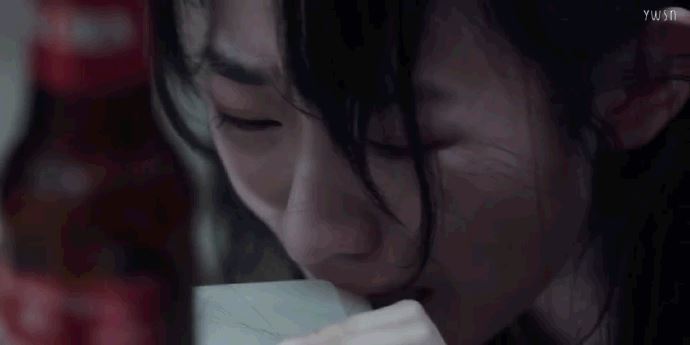 孙小果案件女生咬大理石图片视频,原型女生张亭现在怎么样了