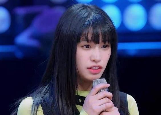 青春有你2段小薇年龄：段小薇个人资料背景起底