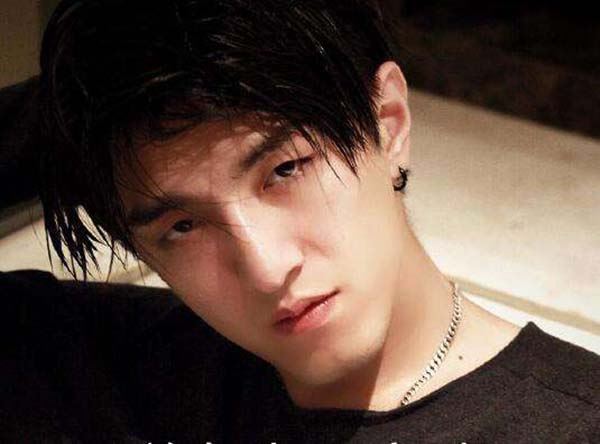 金瀚是哪个公司艺人,微博认证赵丽颖工作室演员