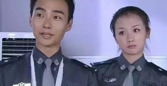 海岩的儿子简介：海岩的儿子整容前后照片