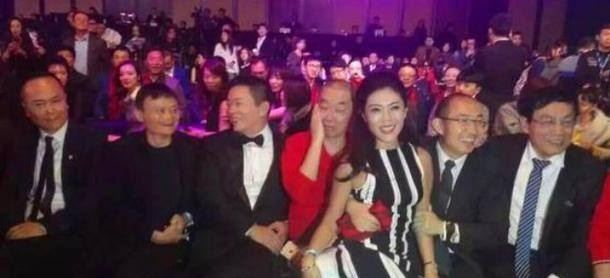 苏芒坐大腿事件?苏芒个人资料图片?苏芒老公是谁?