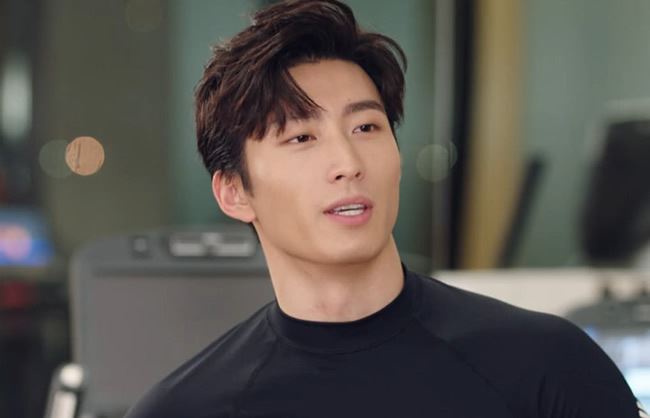 窦骁和谁谈过恋爱(窦骁微博超话)