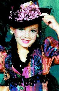 美国六岁选美皇后琼贝妮特.拉姆齐（JonBenetRamsey）奸杀案